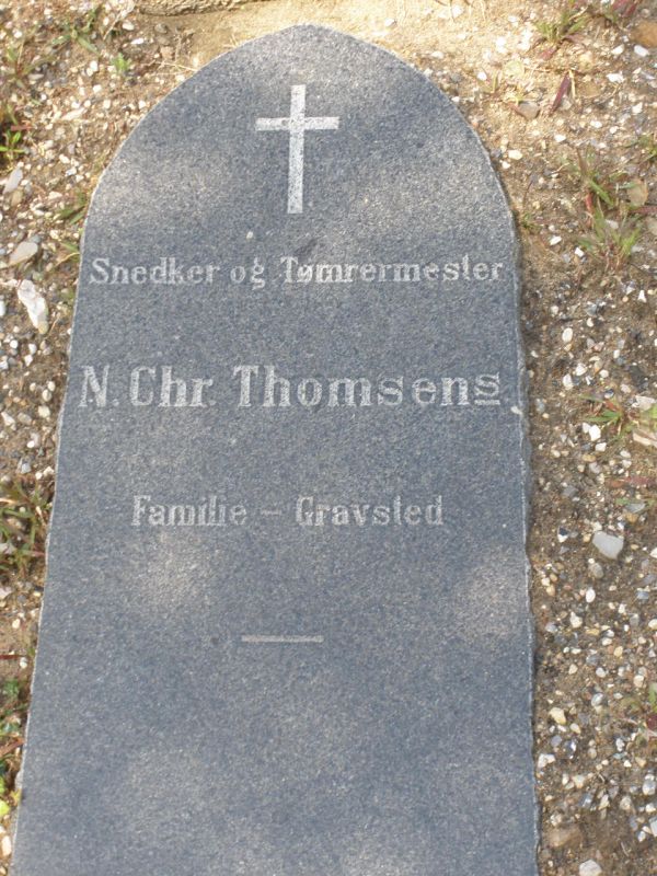 N. Chr. Thomsen's familiegravsted.JPG